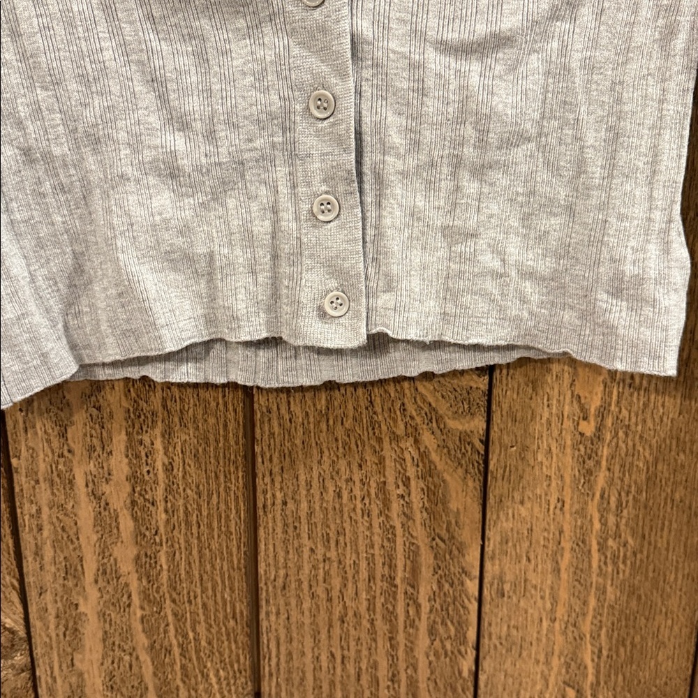 Garage Women's Light Gray Ribbed Button-Down Top~P/S - Picture 2 of 7